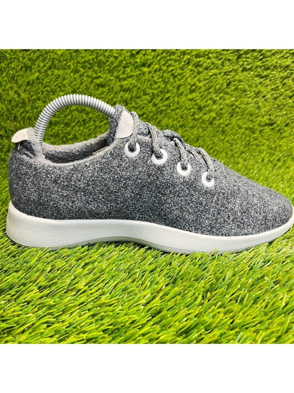 Allbirds Wool Runners Womens Size 9 Gray White Casual Walking Shoes Sneakers